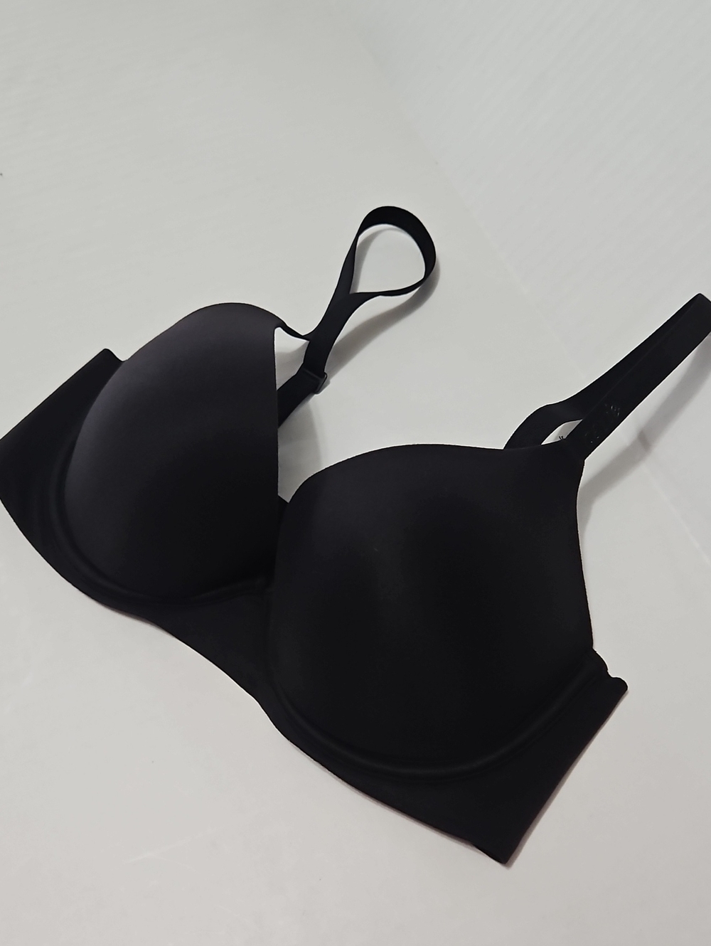aerie Smoothiez Push Up Underwire Pull Over Black Molded T-Shirt Bra Size 32C